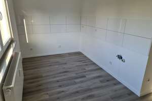 ZOO-VIERTEL; SCHÖNE und HELLE 2-Zimmer-DG.-Wohnung mit Dachterrasse – Hindenburgstraße 1, 42117 Elberfeld West, Wuppertal – Vorschaubild 14
