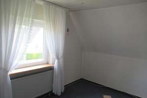 Bremen Osterholz … DHH mit Teilkeller und gr. Garten in ruhiger Lage – Die vollständige Adresse der Immobilie erhältst du vom Anbieter., 28307 Osterholz (Ortsteil), Bremen – Vorschaubild 13