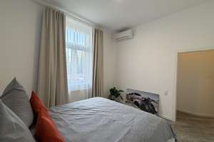 klimatisiert, löffelfertig vollständig möbliert und renoviert, 2 Zi, KDB und Balkon – Röhrenstraße 1, 40472 Rath, Düsseldorf – Vorschaubild 18