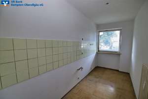 Renovierungsbedürftige 2,5-Zimmer-Wohnung in ruhiger und sonniger Lage – Die vollständige Adresse der Immobilie erhältst du vom Anbieter., 87437 Sankt Mang, Kempten (Allgäu) – Vorschaubild 5