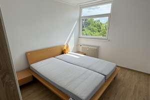 Provisionsfrei von privat: Sanierte, vollmöblierte 2-Zimmer-Wohnung mit Loggia & TG-Stellplatz in St – Die vollständige Adresse der Immobilie erhältst du vom Anbieter., 12203 Lichterfelde, Berlin – Vorschaubild 8