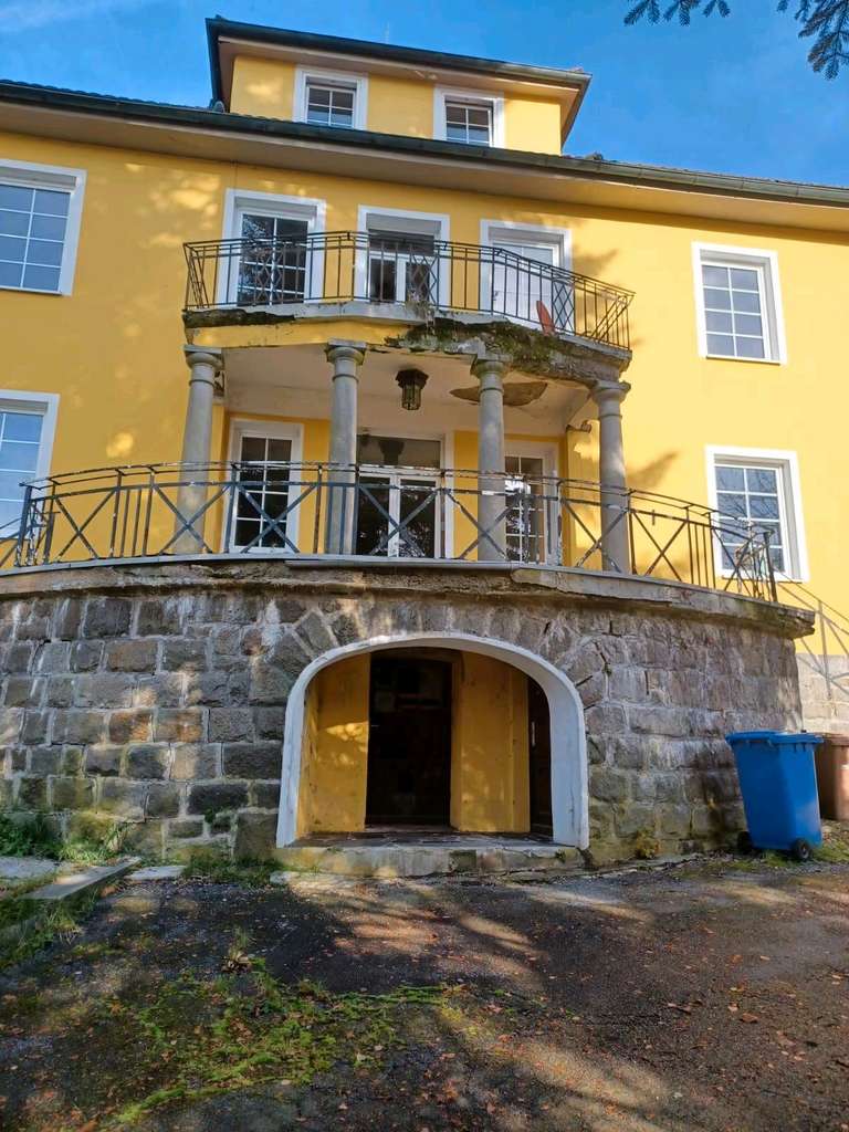 Immobilie in Freyung - Großes Wohnjuwel mit Traumgrundstück in Freyung - Bild 0