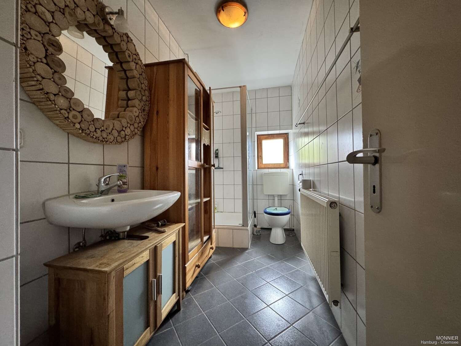 Immobilie in Trostberg - Idyllisches Ein,- bis Zweifamilienhaus in bester Lage - Bild 3