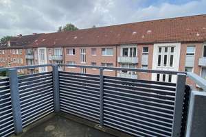 Helle 1 Zimmerwohnung mit Einbauküche und Balkon – Elise-Averdieck-Straße 27, 20535 Borgfelde, Hamburg – Vorschaubild 2