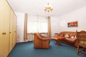 Zirndorf: Traum-Bungalow mit Doppelgarage in Top-Lage – Die vollständige Adresse der Immobilie erhältst du vom Anbieter., 90513 Zirndorf – Vorschaubild 18