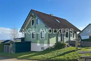 Modernes Holzhaus in Aussichtslage mit Wohnmobilstellplatz – Cochem-Zell (Kreis) – Vorschaubild 2