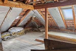 Einfamilienhaus mit Garten und Garage in Spaichingen – Die vollständige Adresse der Immobilie erhältst du vom Anbieter., 78549 Spaichingen – Vorschaubild 10