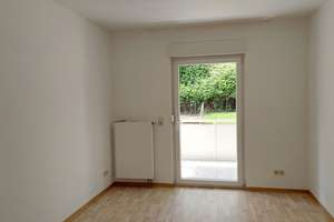 schöne, gemütliche und teilmöblierte Wohnung mit Balkon in zentraler Lage von Siegen – Friedrich-Wilhelm-Straße 90, 57074 Siegen, Siegen – Vorschaubild 6