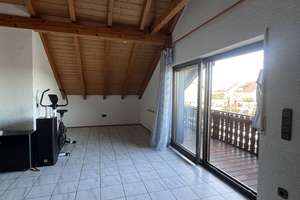 Geräumige 3-Zimmer-Wohnung mit Balkon in Hambrücken! – Die vollständige Adresse der Immobilie erhältst du vom Anbieter., 76707 Hambrücken – Vorschaubild 4
