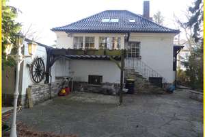 FROHNAU! Ansprechendes Einfamilienhaus mit Erweiterungspotenzial in ruhiger Seitenstraße – Die vollständige Adresse der Immobilie erhältst du vom Anbieter., 13465 Frohnau, Berlin – Vorschaubild 1