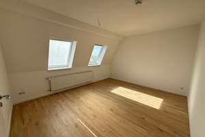 Großzügige Altbauwohnung mit Klimaanlage & Fußbodenheizung  – Hegelstraße 26, 39104 Altstadt, Magdeburg – Vorschaubild 2