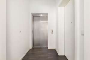 Gormannstraße, Mitte: Stilvolles Townhouse in absoluter Top-Lage, Lift, Kamin, Terrasse, Stellplatz – Gormannstraße 8, 10119 Mitte (Ortsteil), Berlin – Vorschaubild 31