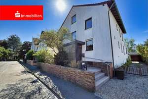 Großzügiges Zweifamilienhaus in beliebter Wohnlage