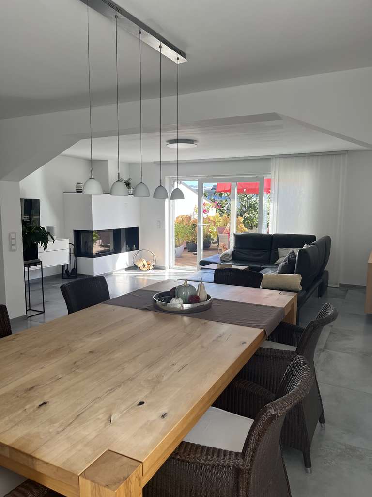 Immobilie in Iffezheim - Einfamilienhaus in Iffezheim mit 3 Zimmern und 134 m² Wohnfläche - Bild 1