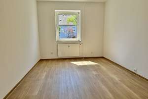 EINZIEHEN UND WOHLFÜHLEN: HELLE UND GEPFLEGTE WOHNUNG MIT BALKON UND NEUER AUSSTATTUNG – Erlenweg 15, 65187 Biebrich, Wiesbaden – Vorschaubild 8