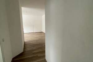 2-Zimmer-Wohnung mit Balkon zu vermieten – Hochstr. 13, 46117 Osterfeld-Ost, Oberhausen – Vorschaubild 4