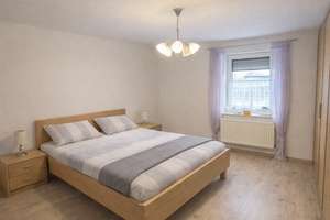 Zweifamilienhaus mit großem Potenzial für Handwerker und Gestalter – Die vollständige Adresse der Immobilie erhältst du vom Anbieter., 94107 Untergriesbach – Vorschaubild 17