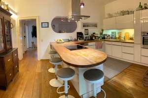 Property thumbnail 9