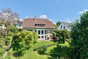 +++ Einfamilienhaus mit tollem Weitblick in Obernburg am Main +++ – Die vollständige Adresse der Immobilie erhältst du vom Anbieter., 63785 Obernburg am Main – Vorschaubild 2