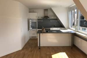 Helle 2-Zimmer-Wohnung mit Festungsblick in bester Innenstadtlage von Würzburg – 72 qm – Die vollständige Adresse der Immobilie erhältst du vom Anbieter., 97070 Altstadt, Würzburg – Vorschaubild 3