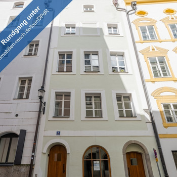 Bestens aufzuteilen! 1-Zimmer-Appartement mit sehr großzügigen Wohn-Schlafbereich und Duschbad