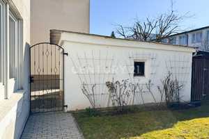 Charmantes Einfamilienhaus mit idyllischem Garten - Terrasse, Brunnen, Balkon, Garage u.v.m. – Lichtenfels (Kreis) – Vorschaubild 4