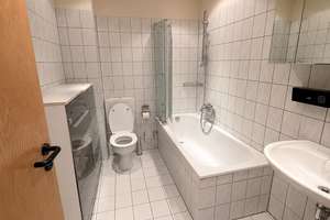 Lebendiges Viertel: 3-Zimmer-Wohnung in Essen-Bergerhausen – Rellinghauser Straße 288, 45136 Bergerhausen, Essen – Vorschaubild 7