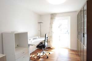 Puchheim/Bhf: modern saniertes Split-Level-Familienhaus: 6 Zimmer+3 Bäder+Gäste-WC+neue EBK+Parkett – Die vollständige Adresse der Immobilie erhältst du vom Anbieter., 82178 Puchheim – Vorschaubild 15