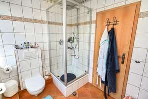 Doppel-Deal in Brackwede: 
4-Familienhaus + Einfamilienhaus 
im Paket 
 – Die vollständige Adresse der Immobilie erhältst du vom Anbieter., 33647 Brackwede, Bielefeld – Vorschaubild 22