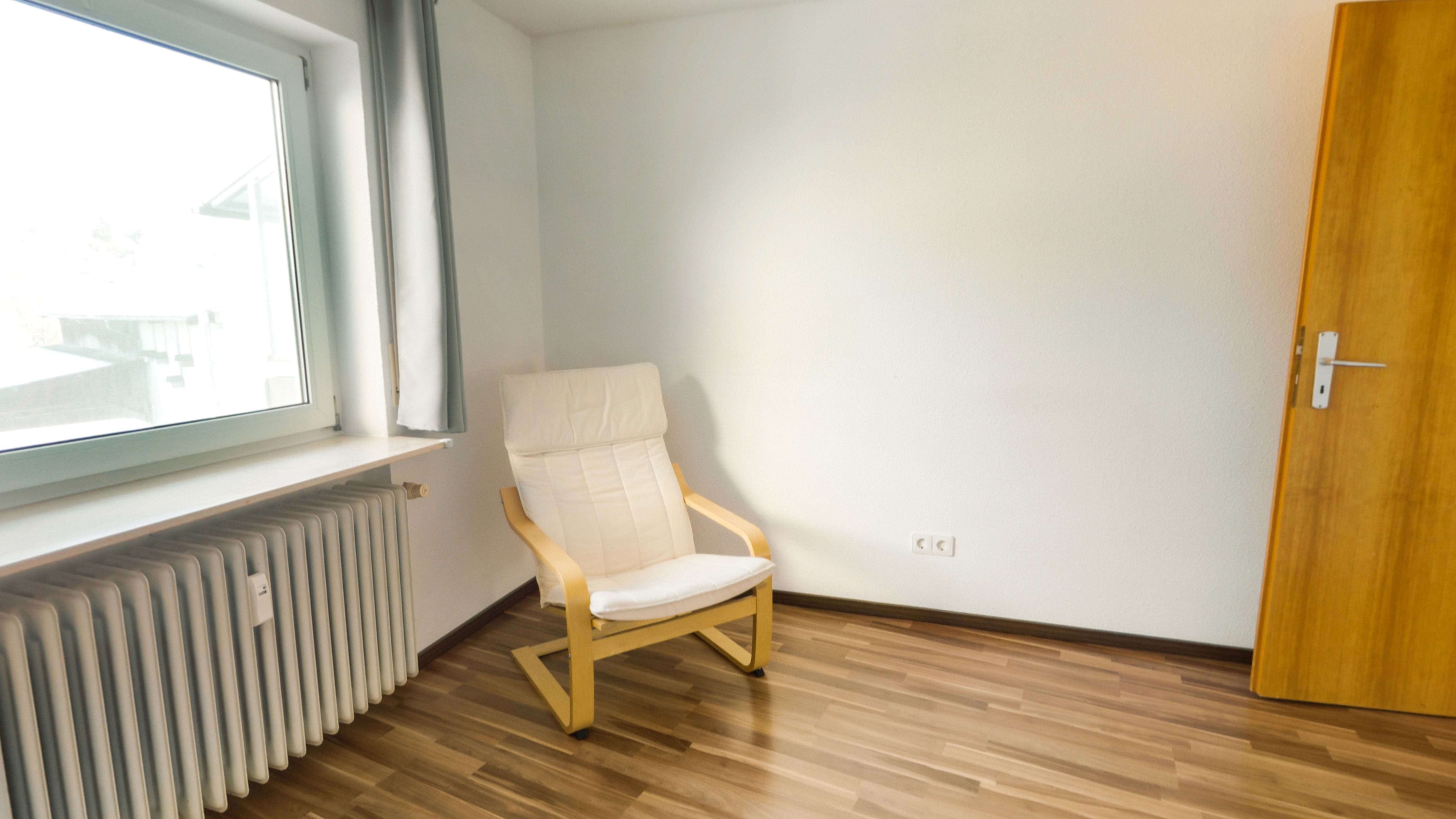 Immobilie in Sulzfeld - Zweifamilienhaus im Ortskern von Sulzfeld! - Bild 2