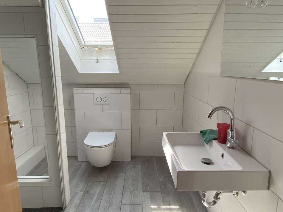 Neues Duschbad im Dachgeschoss