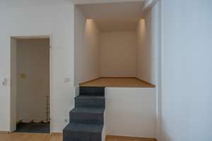 Geräumige 5-Zimmer Wohnung mit viel Platz zum Wohlfühlen – Die vollständige Adresse der Immobilie erhältst du vom Anbieter., 73728 Innenstadt, Esslingen am Neckar – Vorschaubild 17