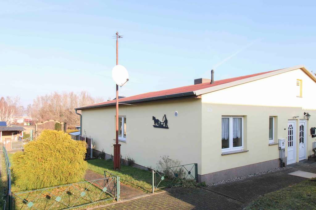 Immobilie in Mönchgut - Charmante Doppelhaushälfte auf Mönchgut – Wohnen & Vermieten auf Rügen - Bild 0