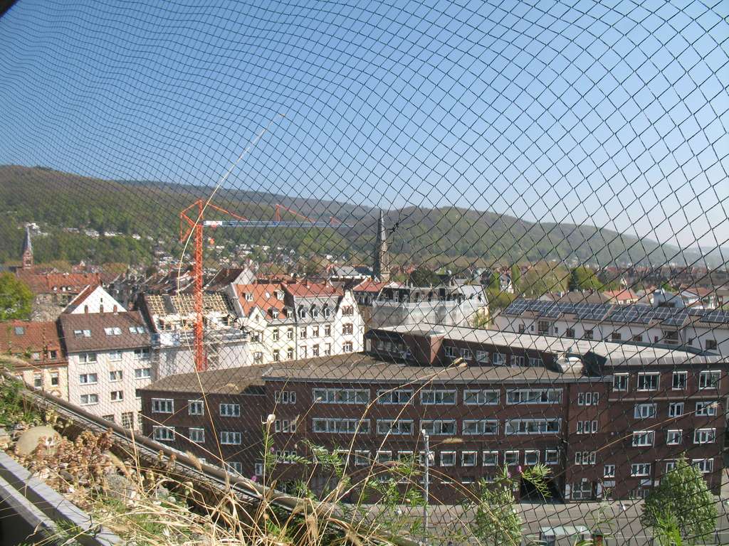 BEZUGSFREIE 2-ZIMMER–ETW MIT GROSSER OSTLOGGIA MIT BLICK ÜBER DIE WESTSTADT