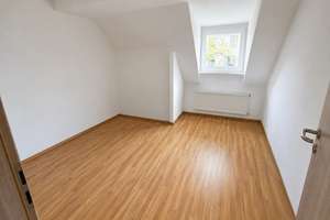 Doppelhaushälfte in München-Berg am Laim mit Garten und Garage - ruhige Lage – Die vollständige Adresse der Immobilie erhältst du vom Anbieter., 81673 Echarding, München – Vorschaubild 8