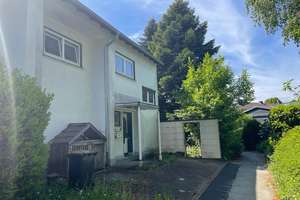 Familienfreundliches Einfamilienhaus mit ca. 380 m² Gartenfläche und großer Doppelgarage – Die vollständige Adresse der Immobilie erhältst du vom Anbieter., 42111 Uellendahl-Katernberg, Wuppertal – Vorschaubild 1