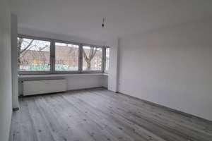 Bezugsfreie 3-Zimmer-Eigentumswohnung mit Balkon – ideal für Eigennutzer oder Kapitalanleger – Färberstraße 104, 40223 Bilk, Düsseldorf – Vorschaubild 2