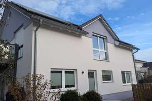 Bis Juli PROVISIONSFREI - Energieeffizientes Einfamilienhaus im Schleichenbach II Wohngebiet  – Gutensteinstraße 22, 61250 Usingen – Vorschaubild 26