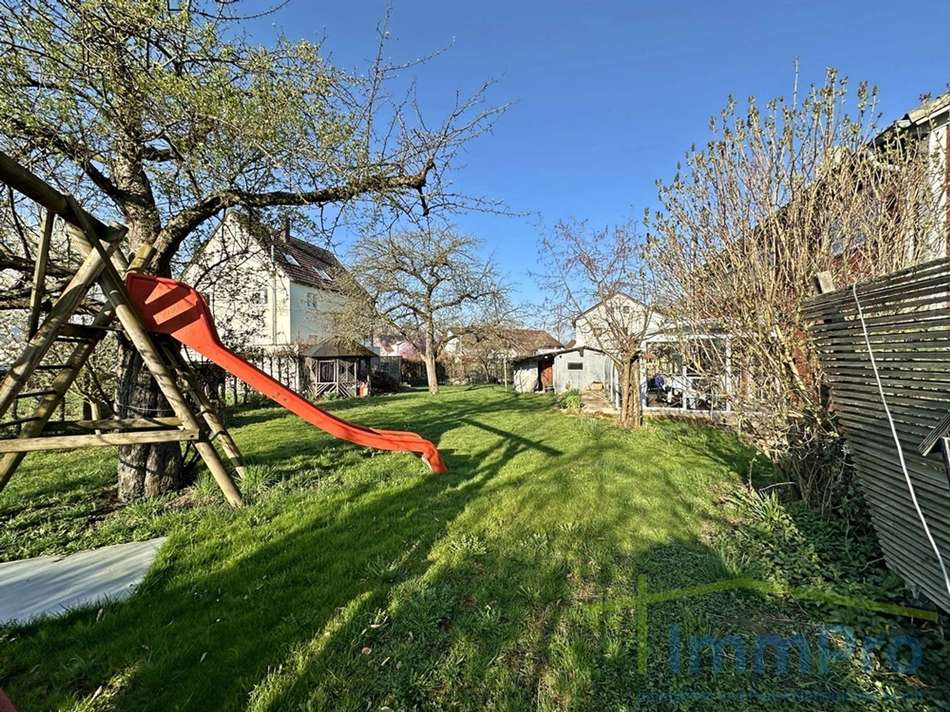 036 Herrlicher Süd-Garten