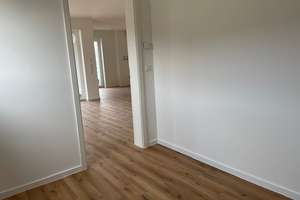 2 Raum-Wohnung mit Loggia, Badewanne+Dusche – Leibnizstr. 52, 7743 Zwätzen, Jena – Vorschaubild 9