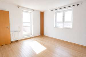 An den Eschen- 4-Zimmer-Wohnung mit Dachterrasse, Besichtigungstermin über Link, siehe Beschreibung – Die vollständige Adresse der Immobilie erhältst du vom Anbieter., 26129 Bloherfelde, Oldenburg (Oldenburg) – Vorschaubild 11