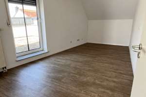 Helle 2-Zimmer-Wohnung mit großer Dachterrasse & Einbauküche in Flörsheim – 65439 Flörsheim am Main – Vorschaubild 4