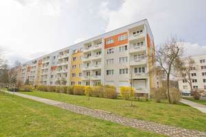 Nachnutzer gesucht! Hübsche 3-Raumwohnung im Süden der Saalestadt! – Kattowitzer Str. 36, 6128 Südstadt, Halle (Saale) – Vorschaubild 2