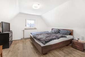Modernisierte Doppelhaushälfte mit Garage und großem Grundstück in Top-Lage von Burg-Grambke – Die vollständige Adresse der Immobilie erhältst du vom Anbieter., 28719 Burg-Grambke, Bremen – Vorschaubild 16