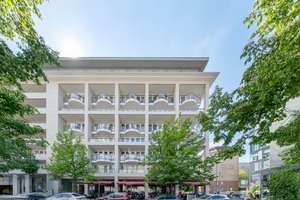 Sonniges City-Apartment mit Terrasse in bester Mitte-Lage – Die vollständige Adresse der Immobilie erhältst du vom Anbieter., 10117 Mitte (Ortsteil), Berlin – Vorschaubild 2