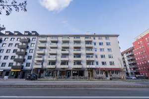 Frisch renovierte 2-Zimmer-Wohnung mit Süd-Balkon, Einbauküche und Tiefgaragenstellplatz in Obergies