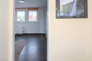Großes Zweifamilienhaus mit Einliegerwohnung, Garagen, Hof und Garten in 79211 Denzlingen – Emmendingen (Kreis) – Vorschaubild 16