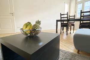Gemütliche 2-Zimmer-Wohnung in Stuttgart-Mitte mit Kamin und EBK – Die vollständige Adresse der Immobilie erhältst du vom Anbieter., 70178 Rathaus, Stuttgart – Vorschaubild 3