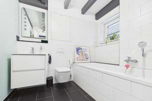 Property thumbnail 10