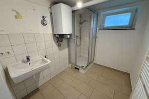 Neugründung einer modernen, möblierten 2er-WG in ruhiger Souterrainlage in Würzburg-Versbach – Untere Heerbergstraße 4, 97078 Versbach, Würzburg – Vorschaubild 11